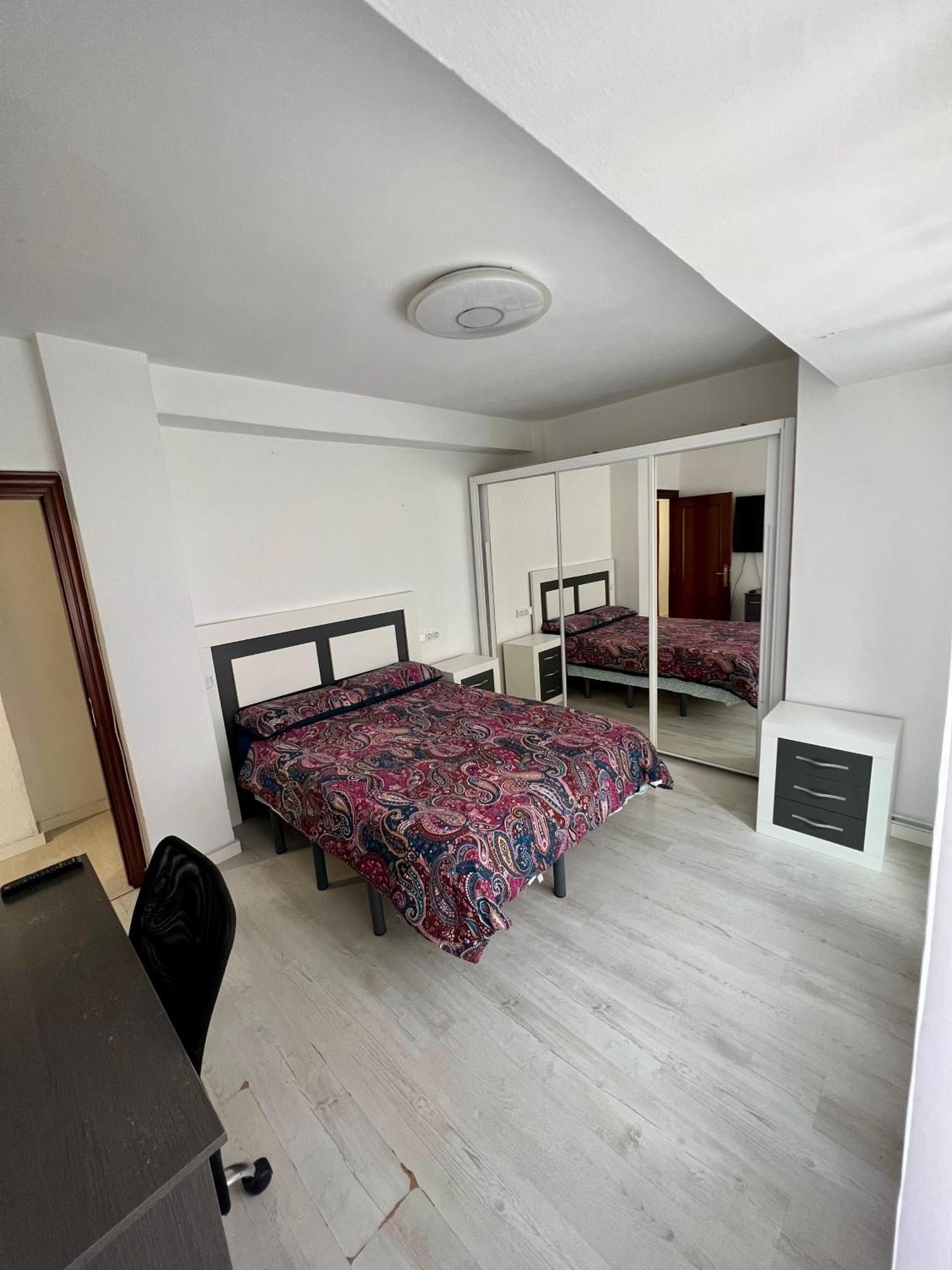 Del Mar, A 2' De La Playa San Lorenzo Apartamento *